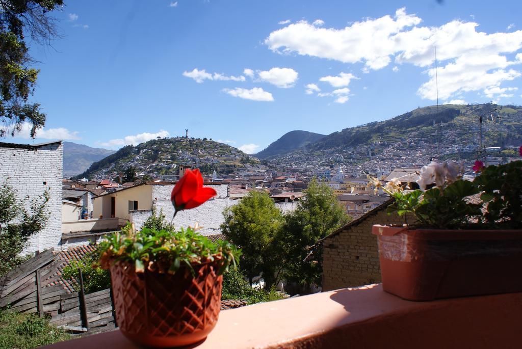 Casa Vista Hermosa Quito Bagian luar foto