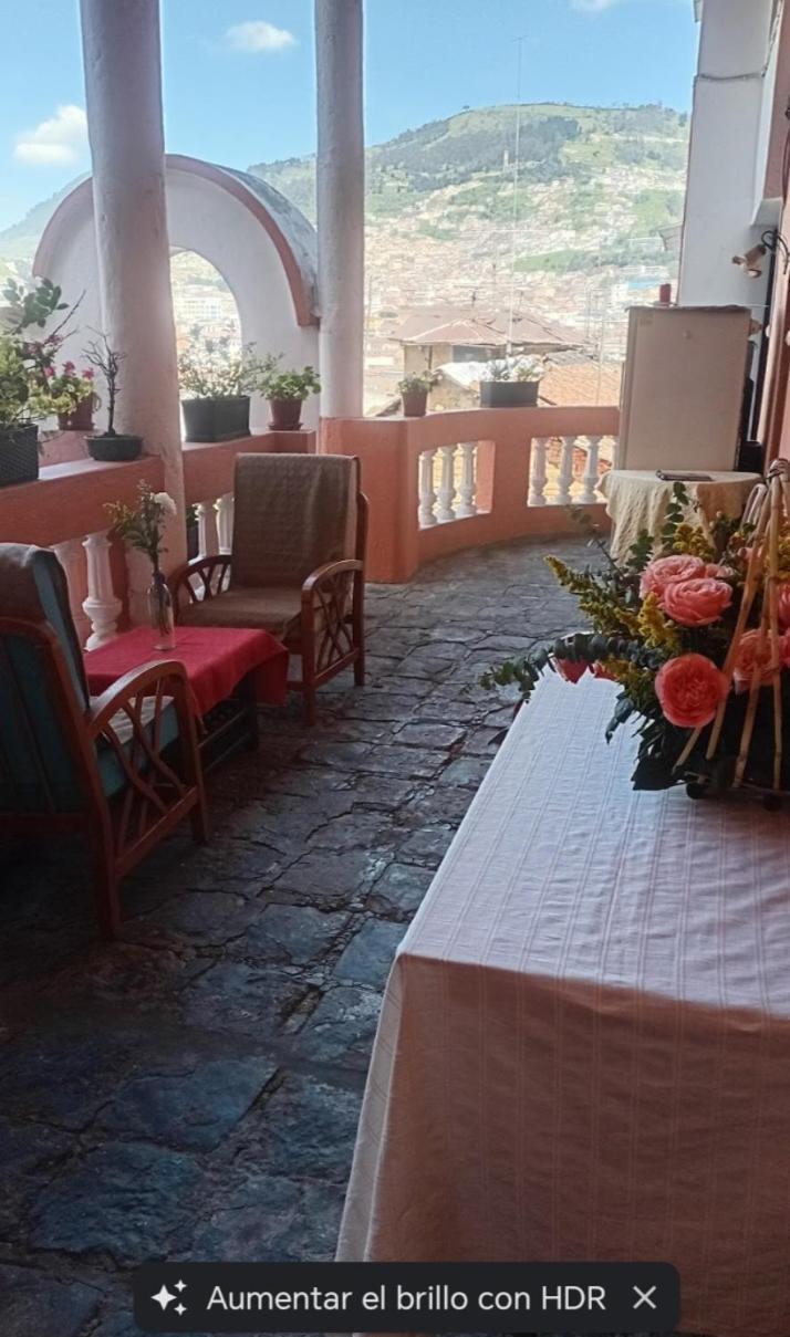 Casa Vista Hermosa Quito Bagian luar foto