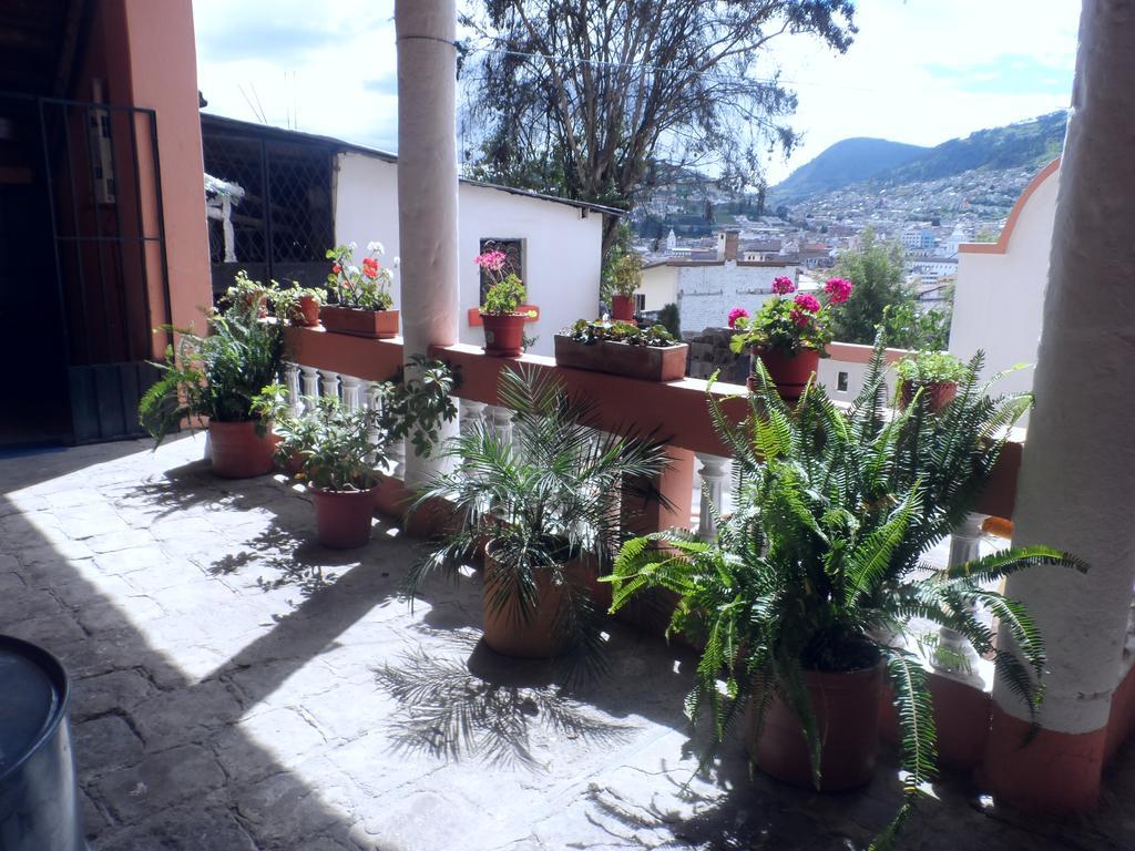 Casa Vista Hermosa Quito Bagian luar foto